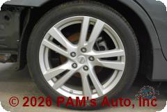Vehicle photo 7