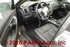 Vehicle photo 8