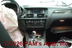 Vehicle photo 12