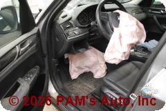 Vehicle photo 8