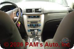 Vehicle photo 12