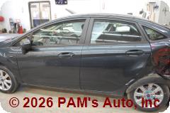 Vehicle photo 6