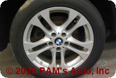 Vehicle photo 7