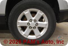 Vehicle photo 7