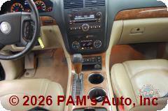 Vehicle photo 12