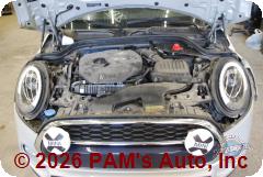 Vehicle photo 14