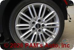 Vehicle photo 7