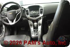 Vehicle photo 12