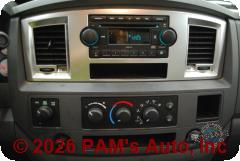 Vehicle photo 11
