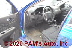 Vehicle photo 8