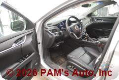 Vehicle photo 8