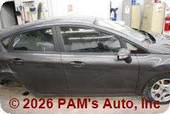 Vehicle photo 3