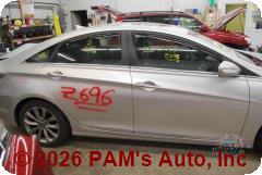 Vehicle photo 3