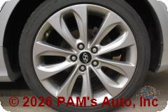 Vehicle photo 7