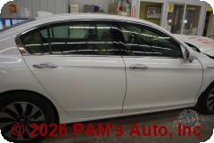 Vehicle photo 3