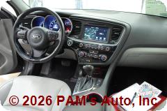 Vehicle photo 12