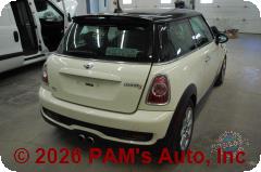 Vehicle photo 4