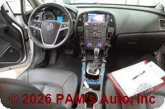 Vehicle photo 12