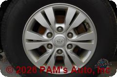Vehicle photo 7