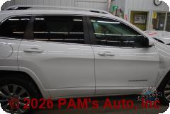 Vehicle photo 3