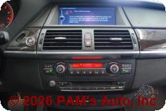 Vehicle photo 11