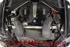Vehicle photo 13