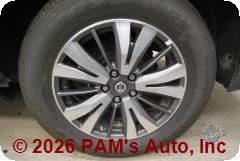 Vehicle photo 7