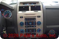 Vehicle photo 11