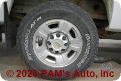 Vehicle photo 7