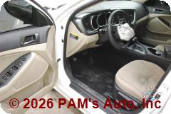 Vehicle photo 8