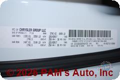 Vehicle photo 14
