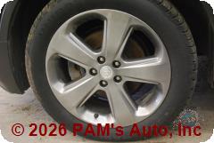Vehicle photo 7
