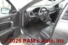 Vehicle photo 8