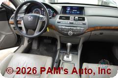 Vehicle photo 12