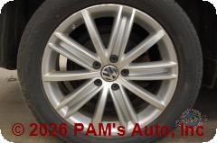 Vehicle photo 7