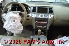 Vehicle photo 12