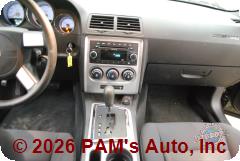 Vehicle photo 12