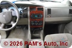 Vehicle photo 12
