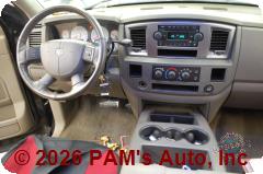 Vehicle photo 12