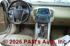 Vehicle photo 12