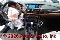 Vehicle photo 12