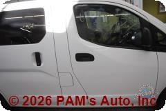 Vehicle photo 3