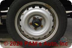 Vehicle photo 7