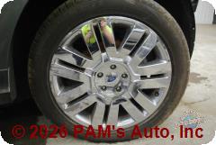 Vehicle photo 7