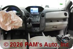 Vehicle photo 12