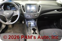 Vehicle photo 12