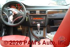 Vehicle photo 12