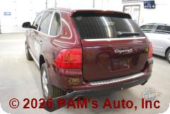 Vehicle photo 5