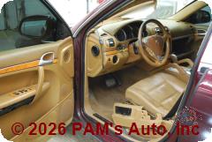 Vehicle photo 8