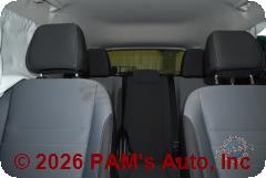 Vehicle photo 9
